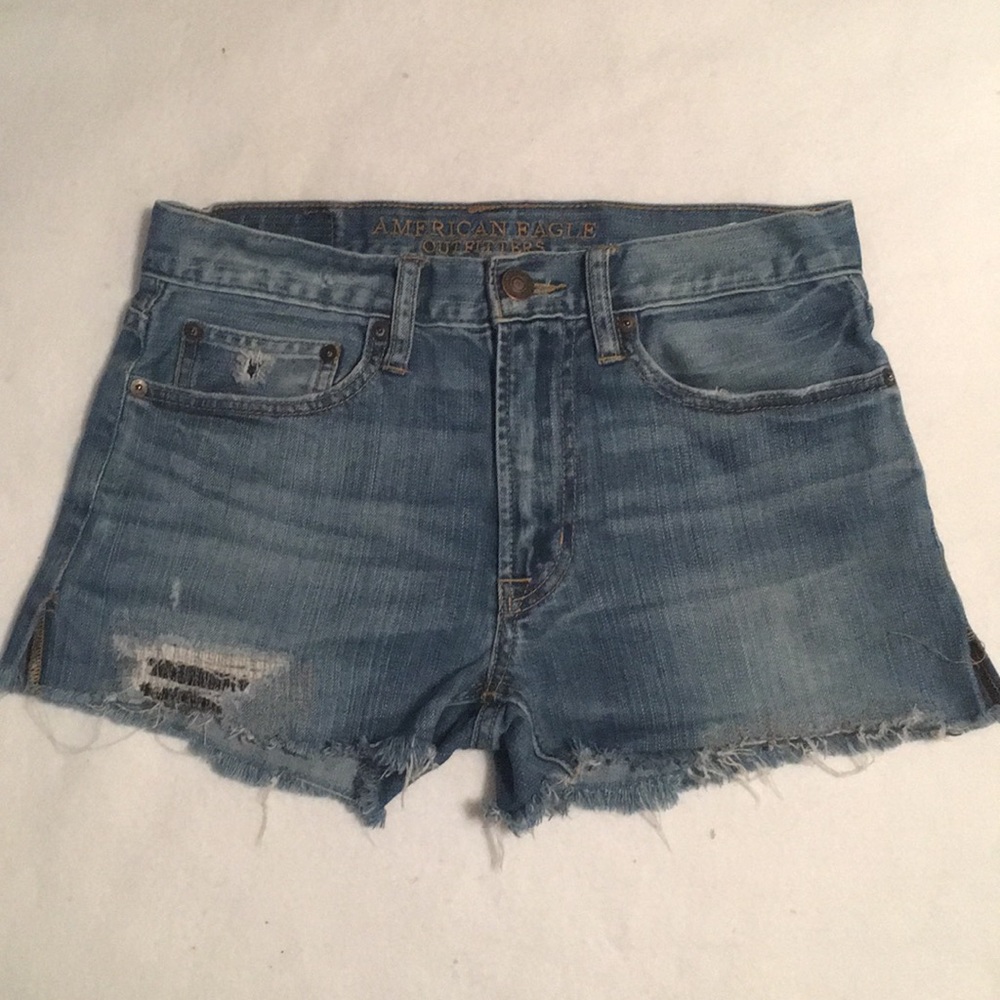 American Eagle Outfitters Light Blue Distressed Denim Jean Shorts
